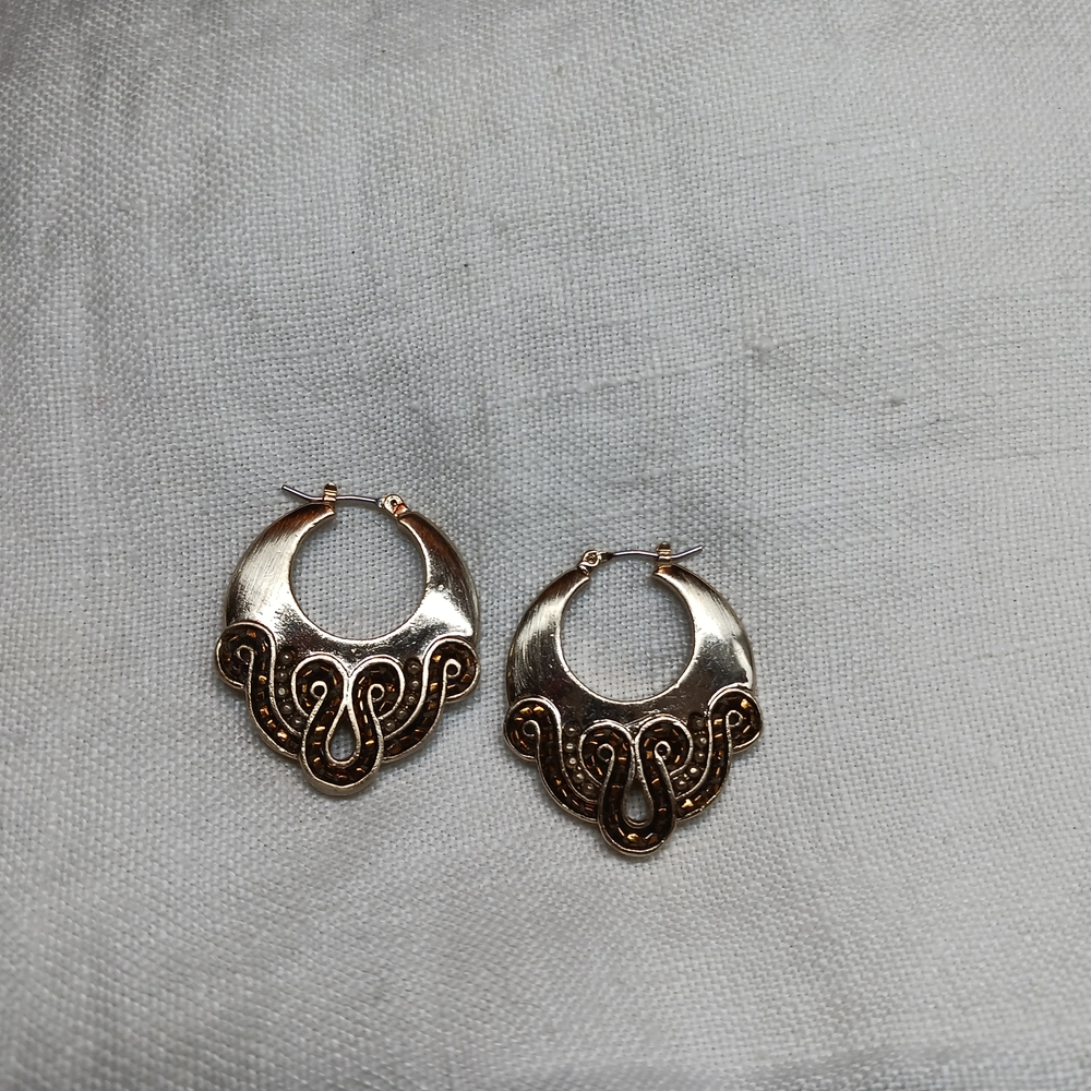 Lauren Conrad Elegant Gold-Tone Hoop Earrings